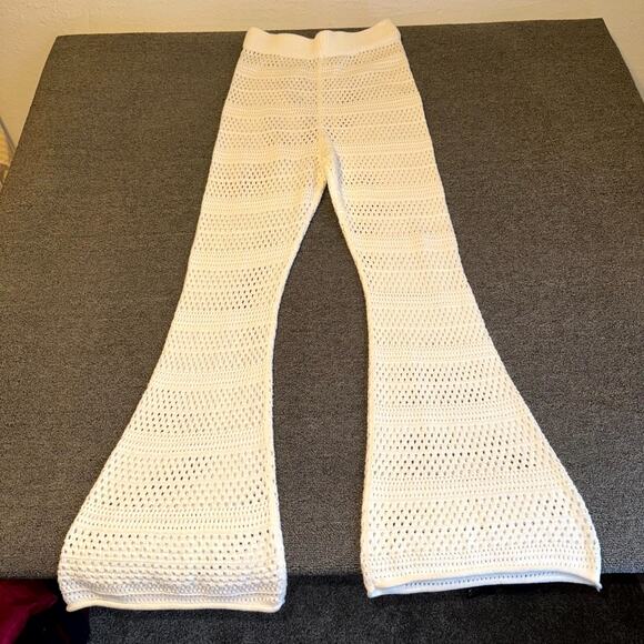 Sincerely Jules Pants - Sincerely Jules Crochet Flare Pants Women’s Large White Knitted Beach Summer